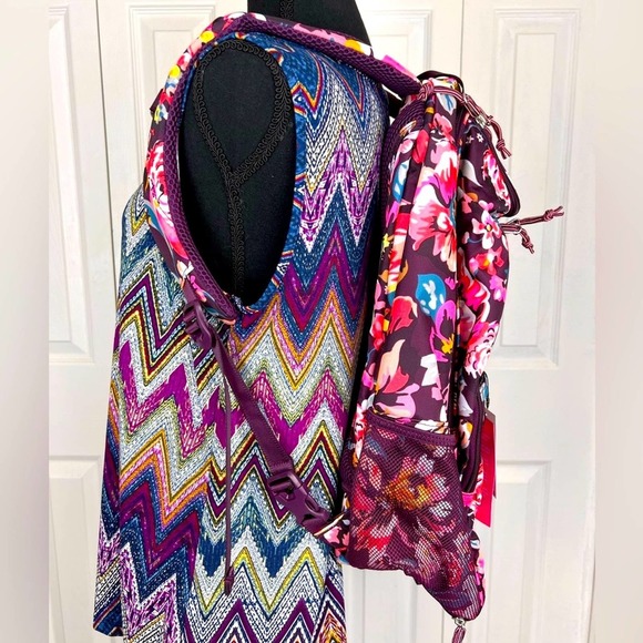 NWT Vera Bradley Lighten Up Journey Backpack - Indiana Blossoms - Picture 9 of 16